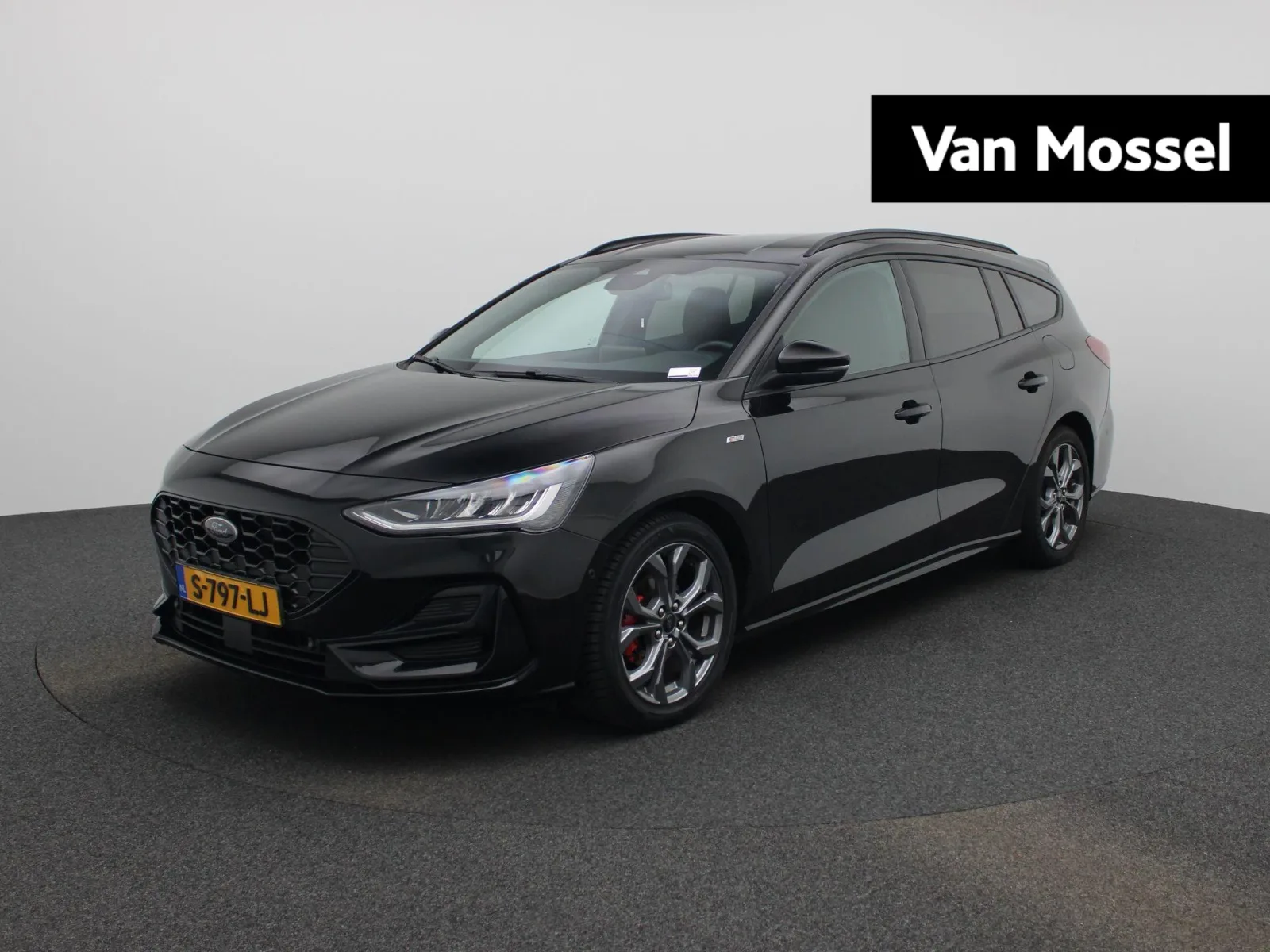 Ford Focus (2023) — foto 1