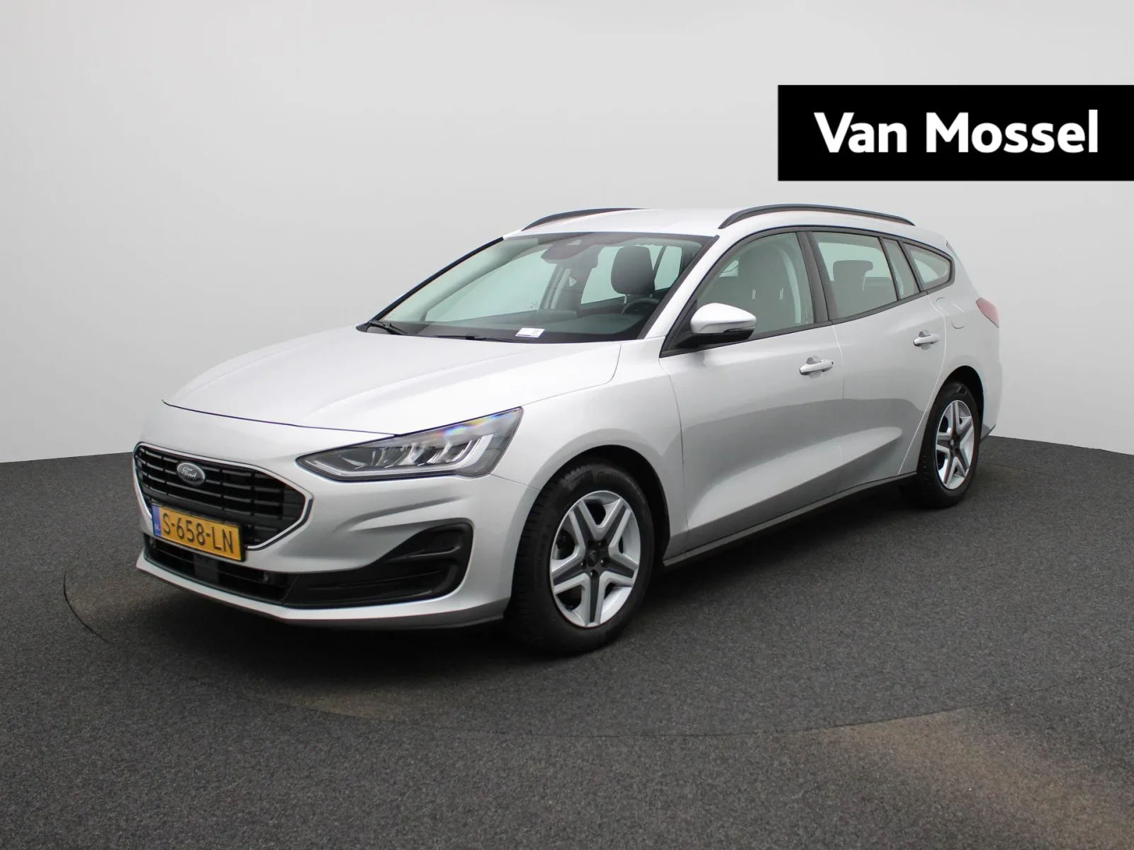 Ford Focus (2023) — foto 1