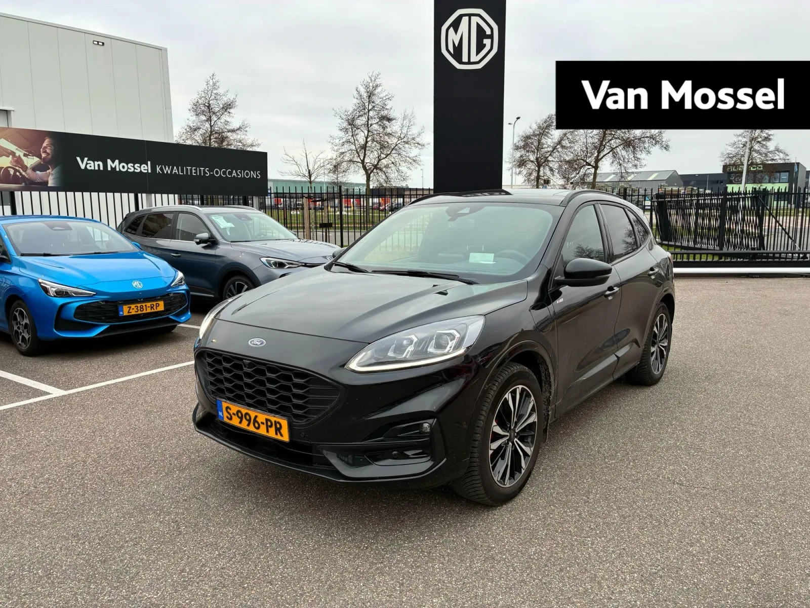 Ford Kuga (2023) — foto 1