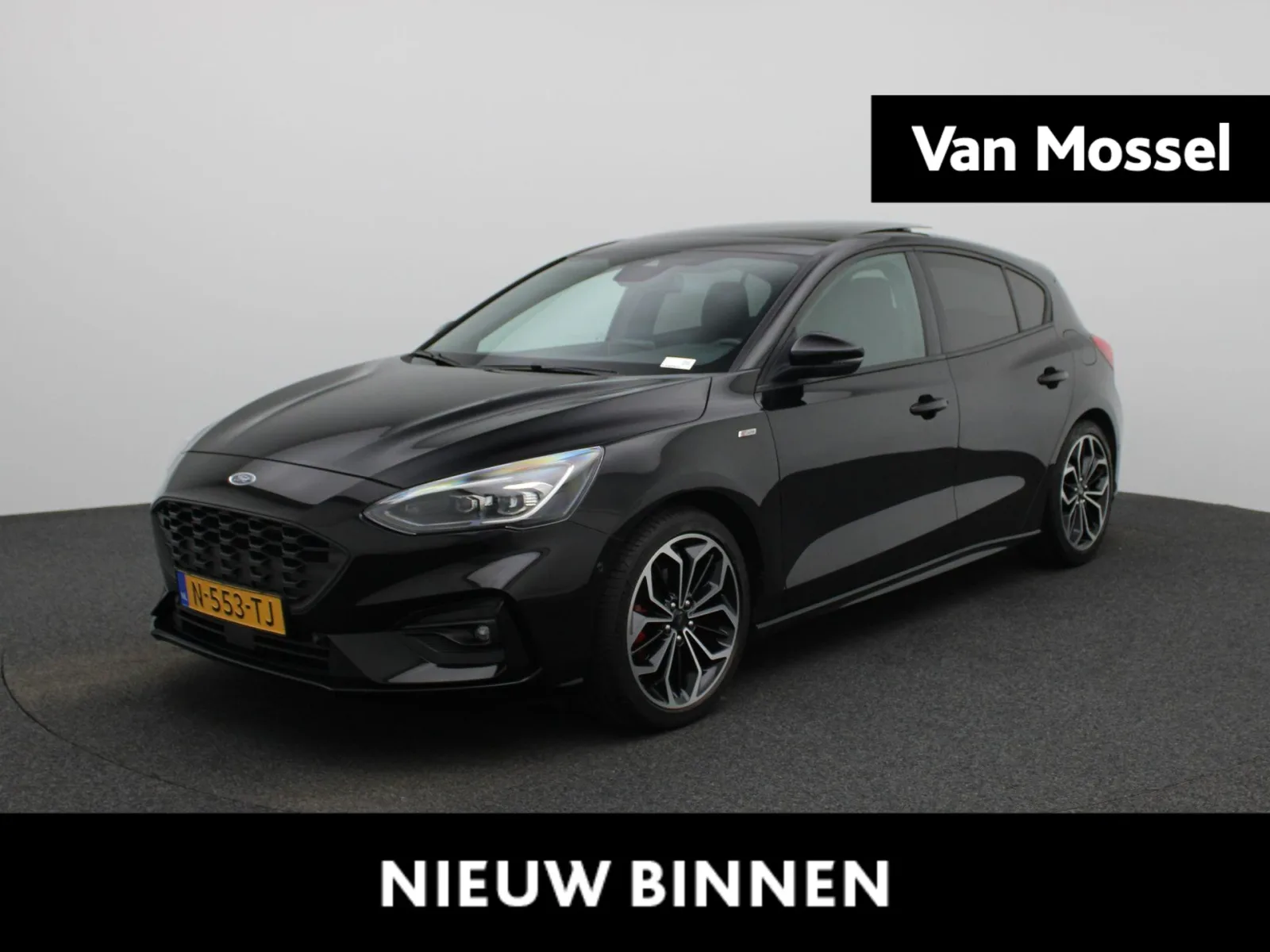 Ford Focus (2022) — foto 1
