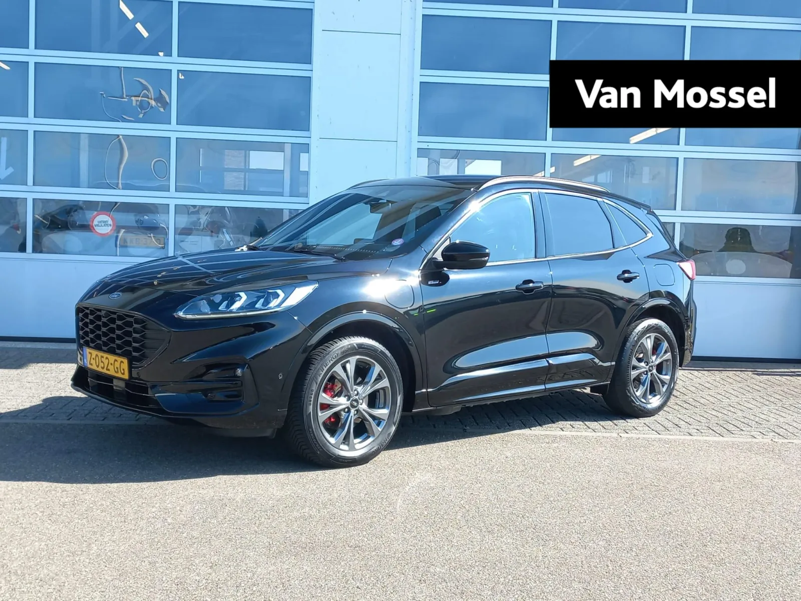 Ford Kuga (2024) — foto 1