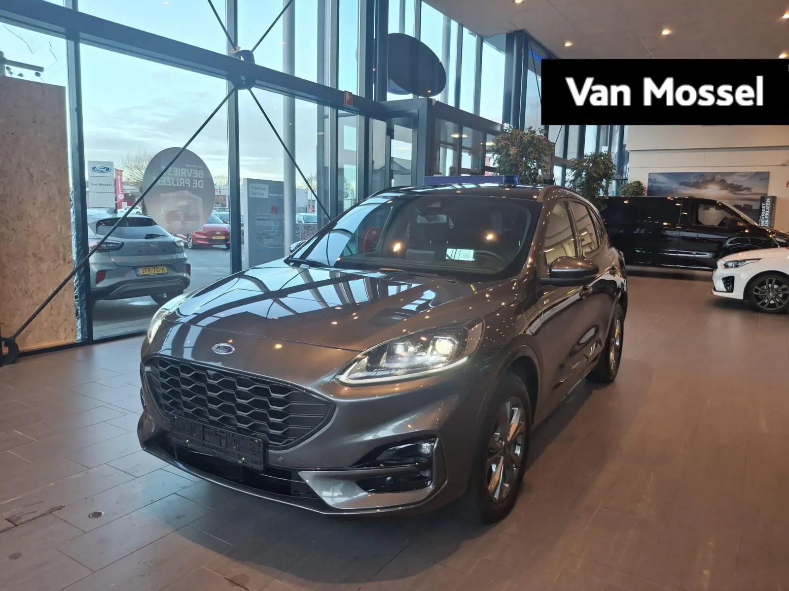 Ford Kuga (2021) — foto 1