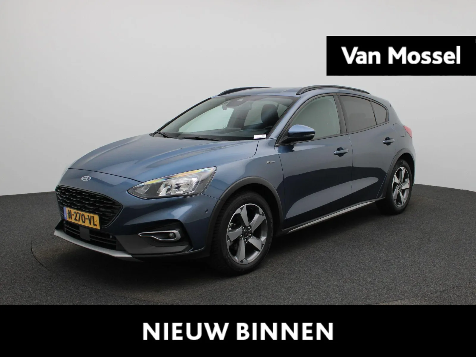 Ford Focus (2022) — foto 1
