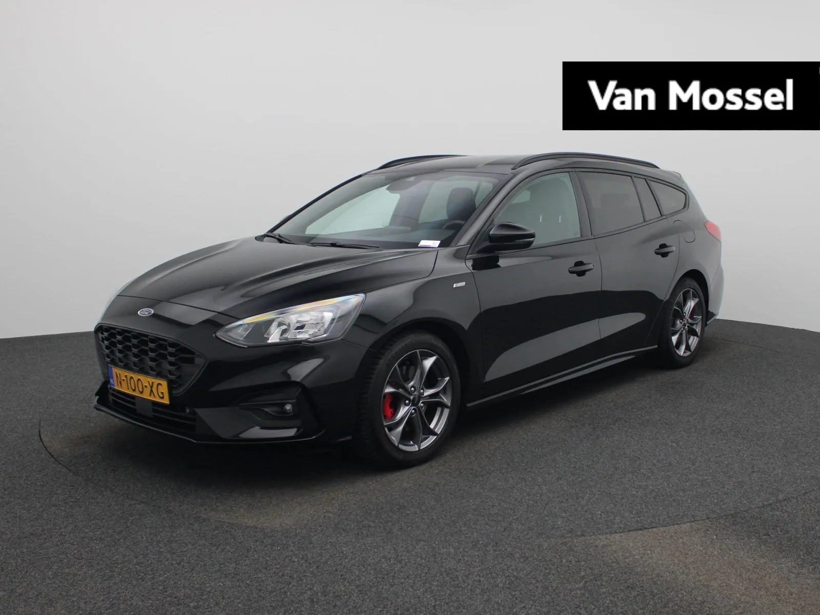 Ford Focus (2022) — foto 1