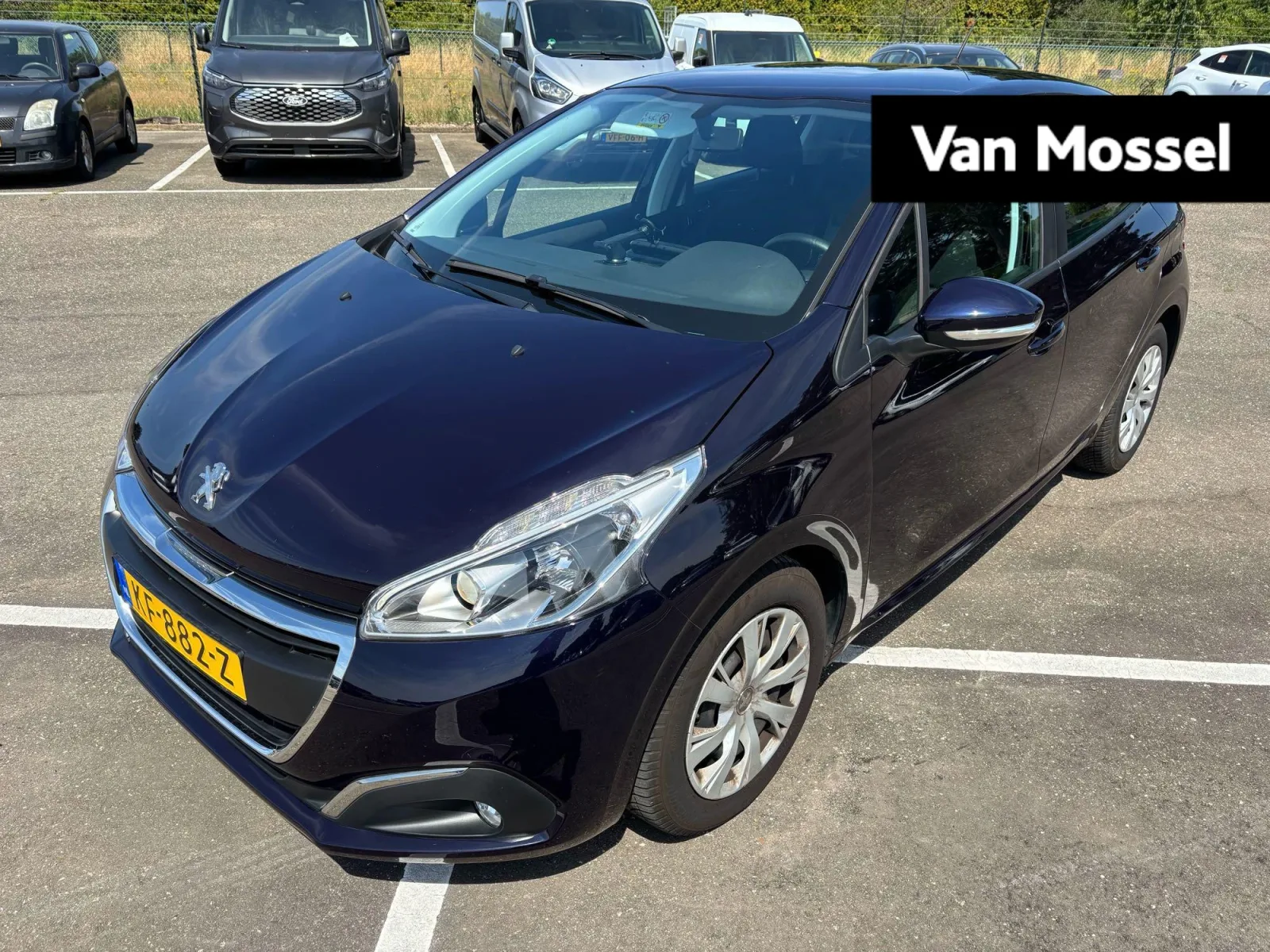 Peugeot 208 (2016) — foto 1