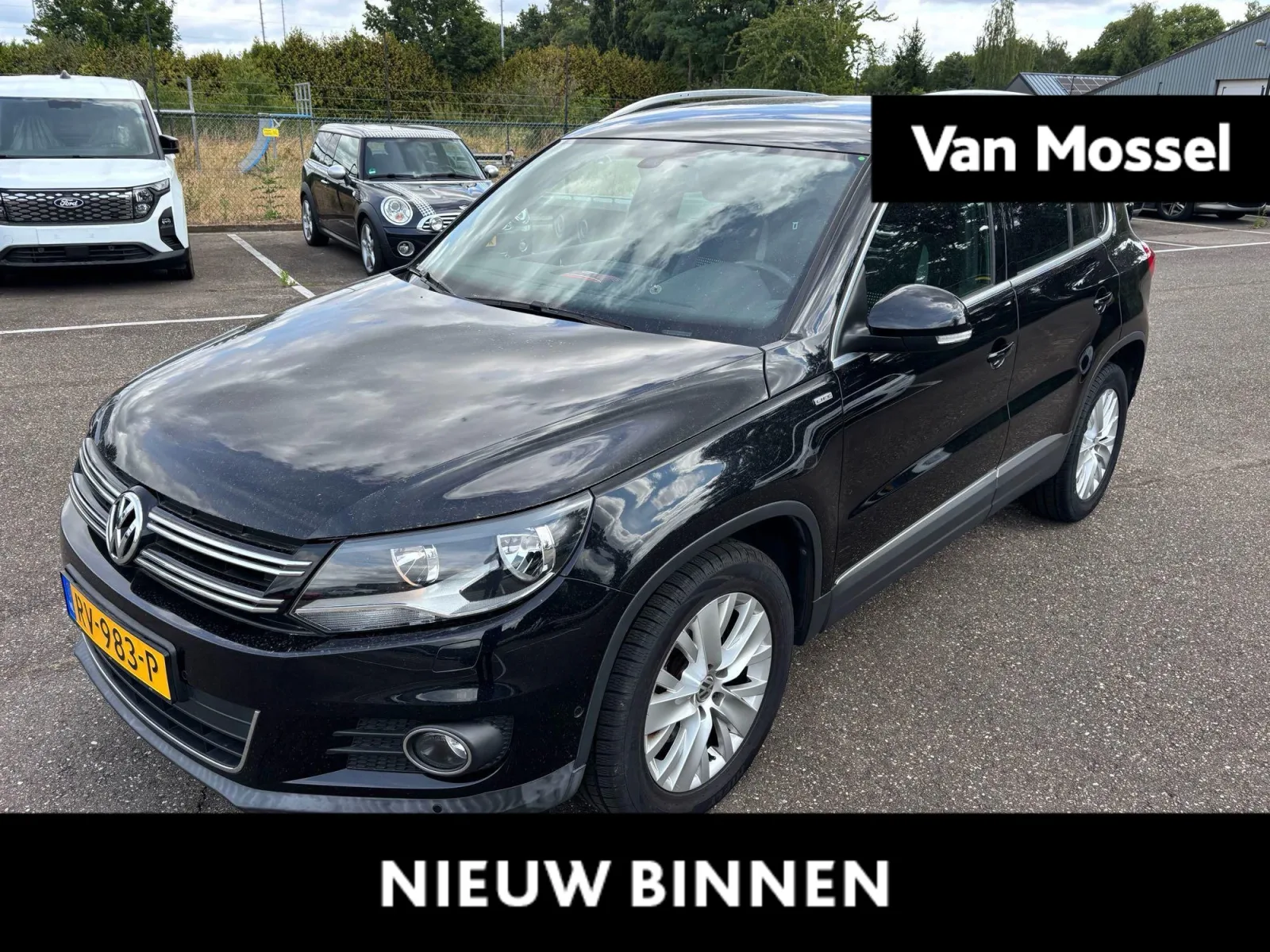 Volkswagen Tiguan (2013) — foto 1