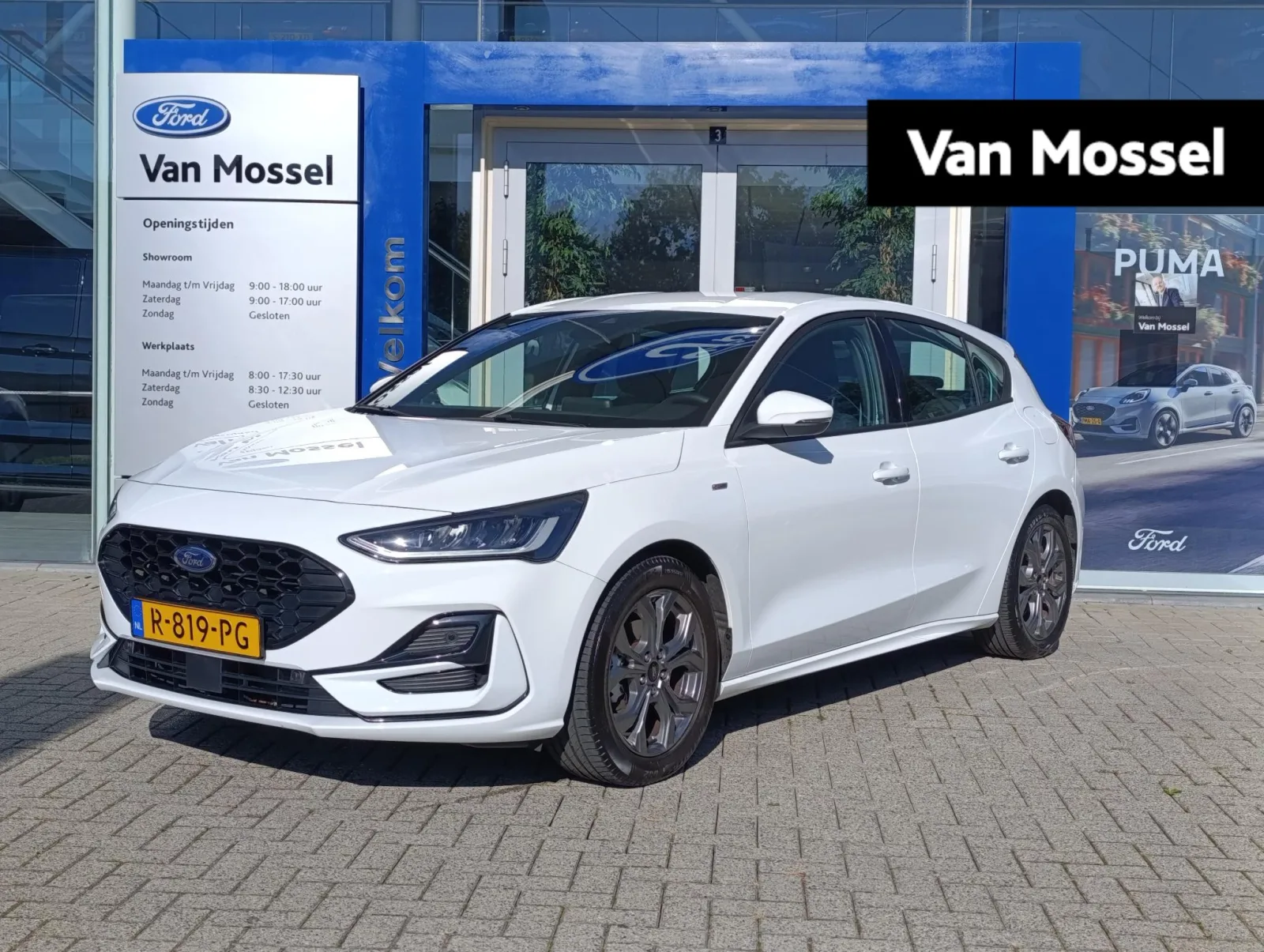 Ford Focus (2022) — foto 1
