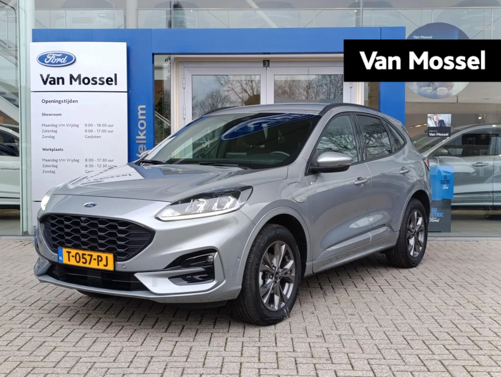 Ford Kuga (2023) — foto 1