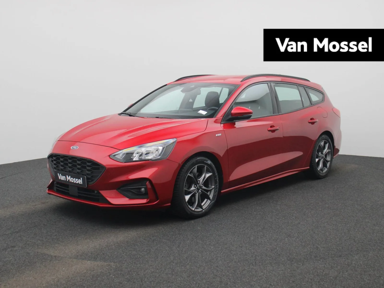 Ford Focus (2022) — foto 1