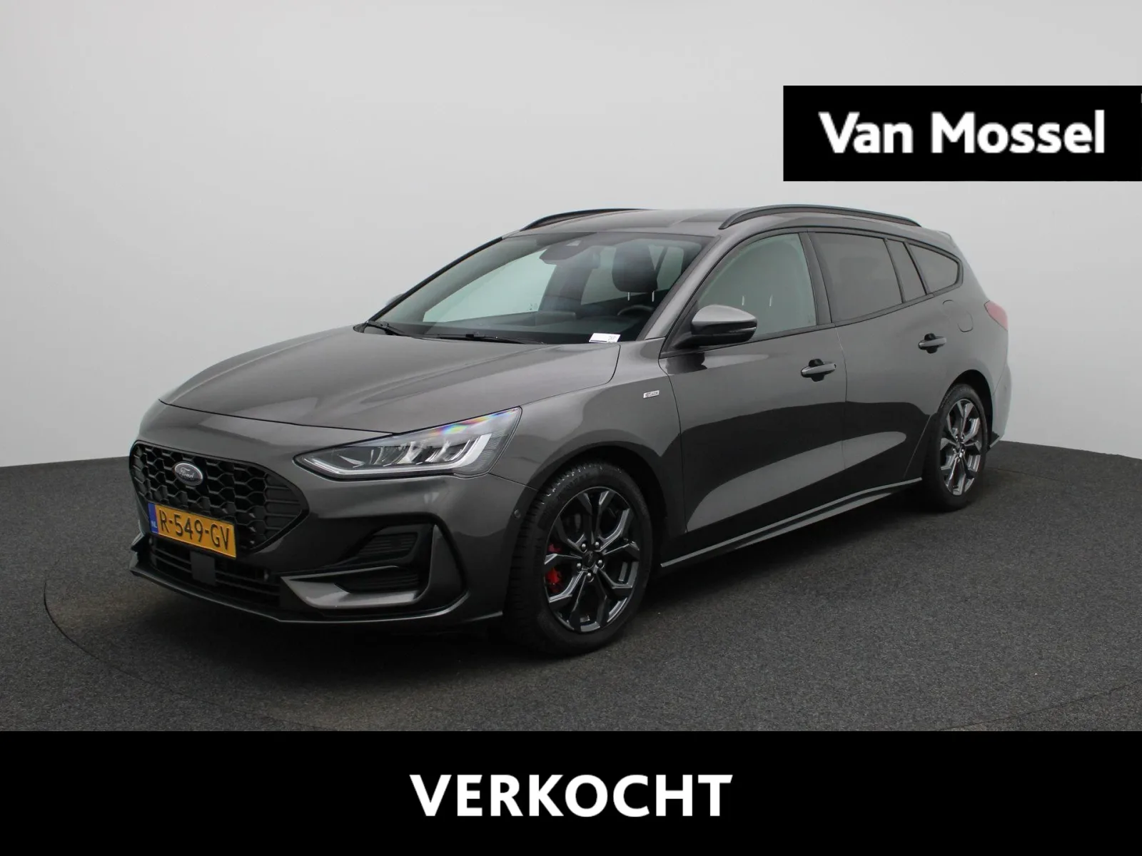 Ford Focus (2022) — foto 1