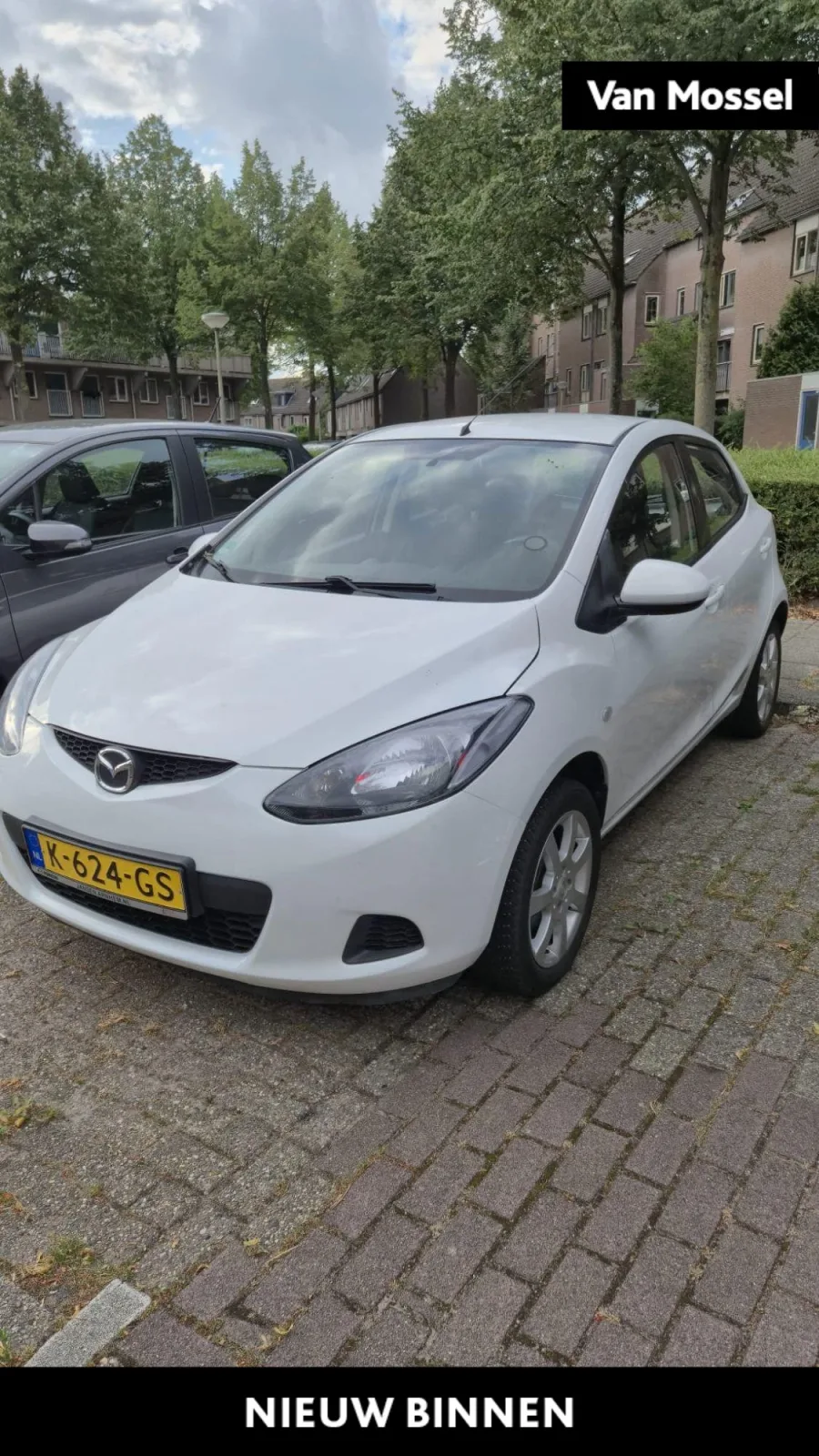 Mazda 2 (2009) — foto 1