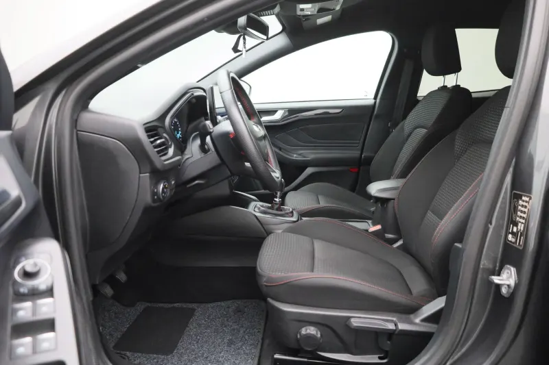 2023 Ford FOCUS