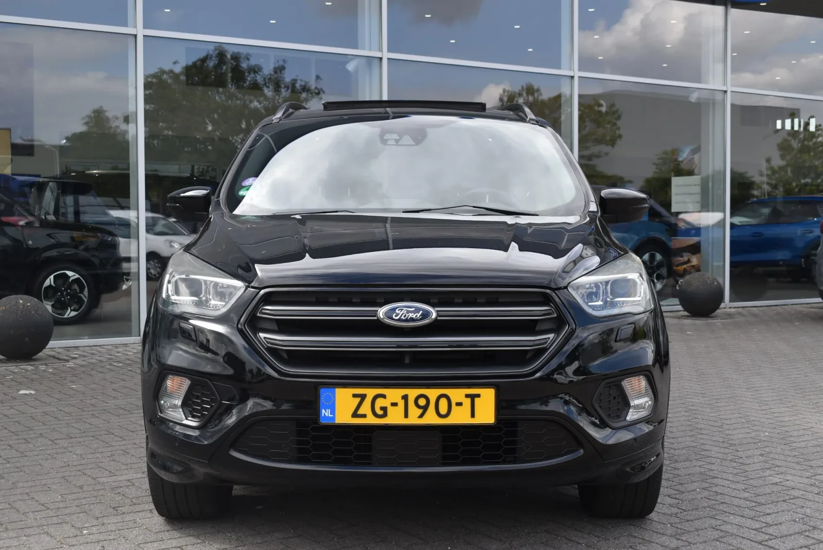 Ford Kuga (2018) — foto 1