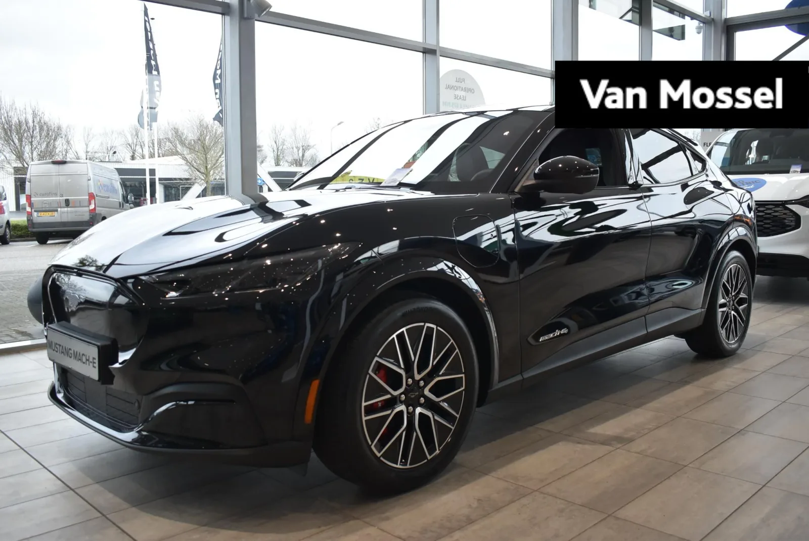 Ford Mustang Mach-E (2026) — foto 1