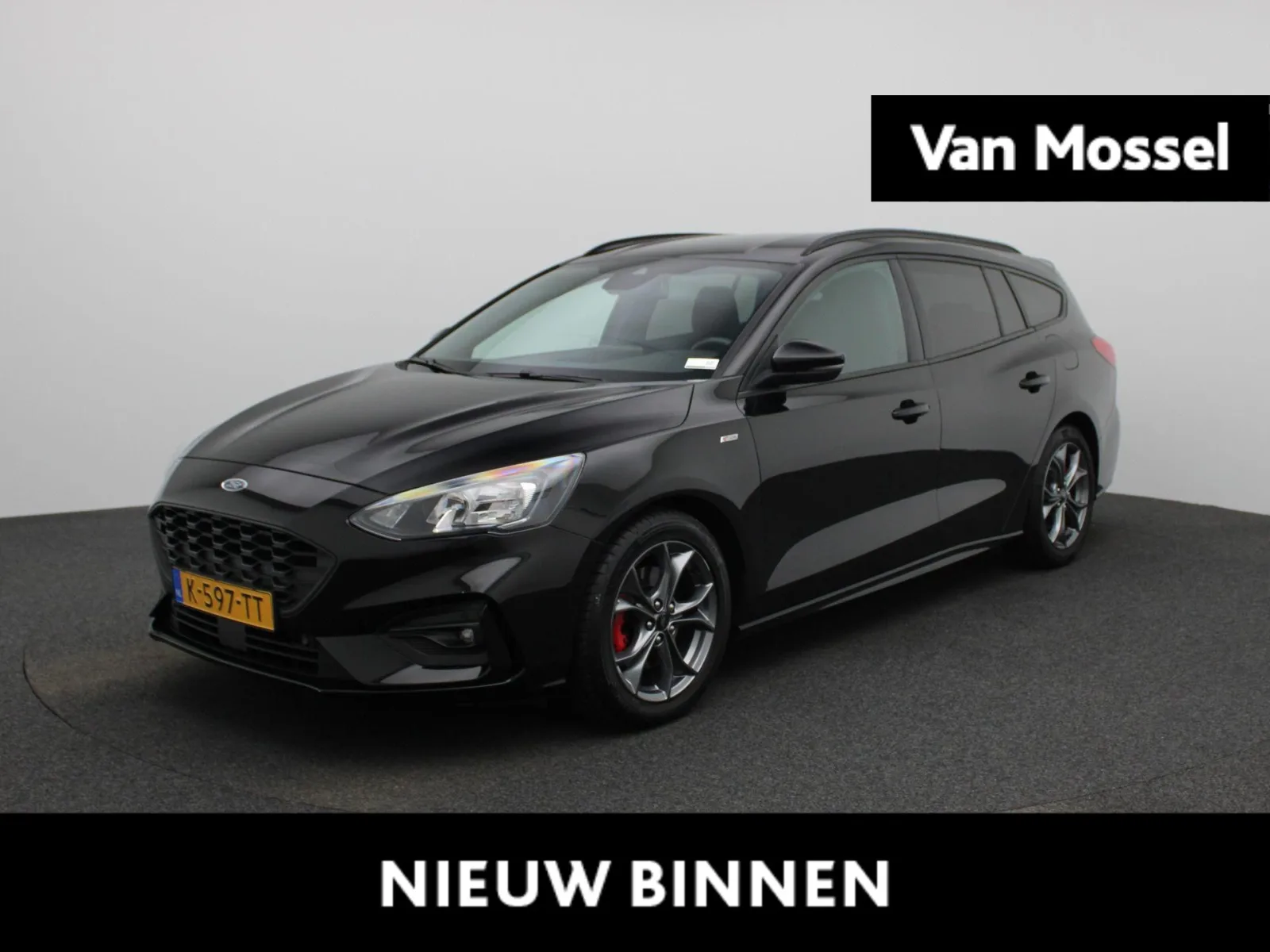 Ford Focus (2021) — foto 1