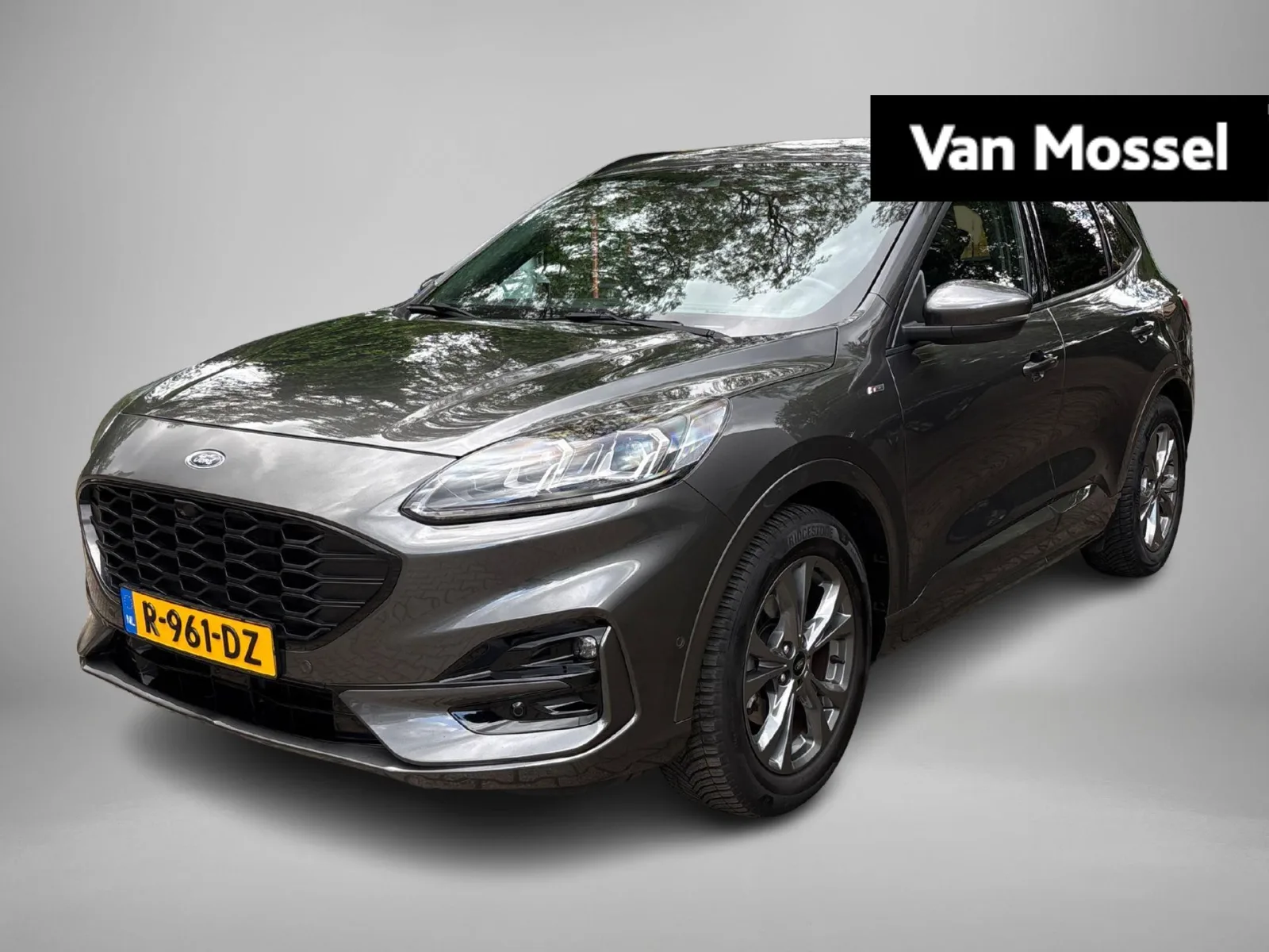 Ford Kuga (2021) — foto 1