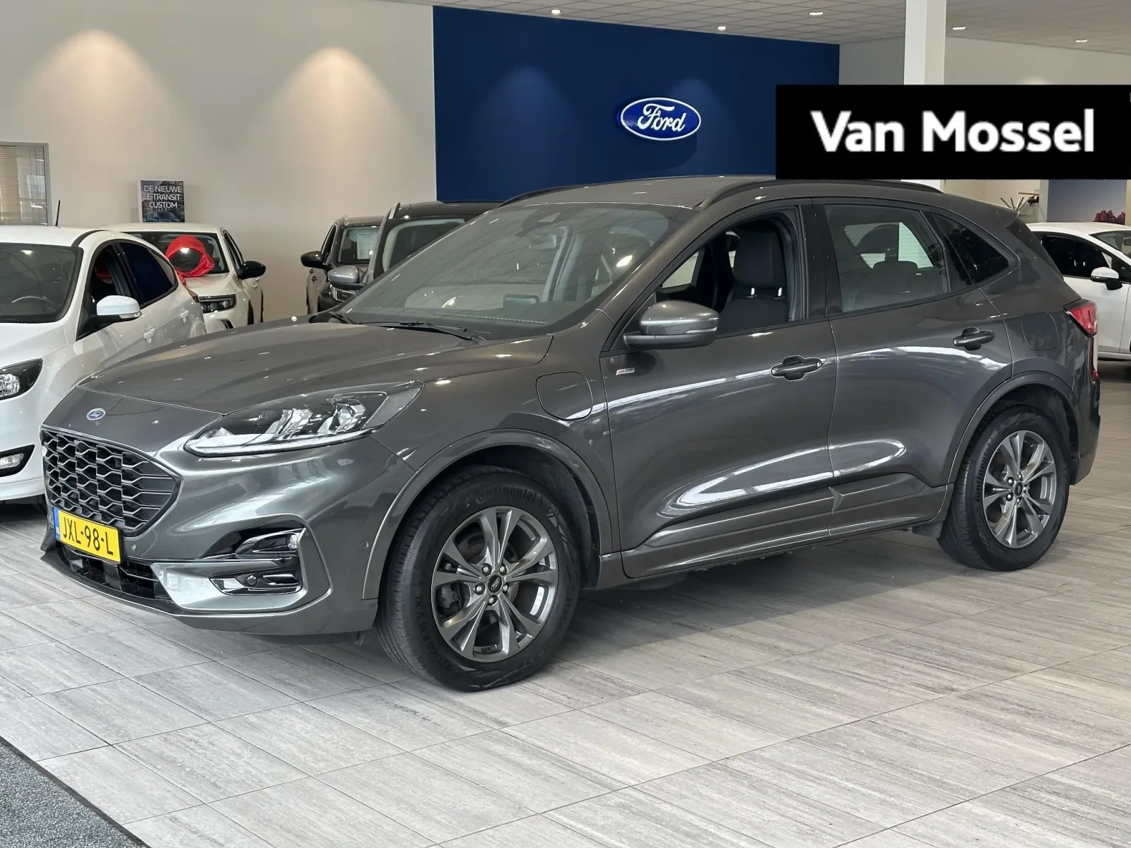 Ford Kuga (2021) — foto 1