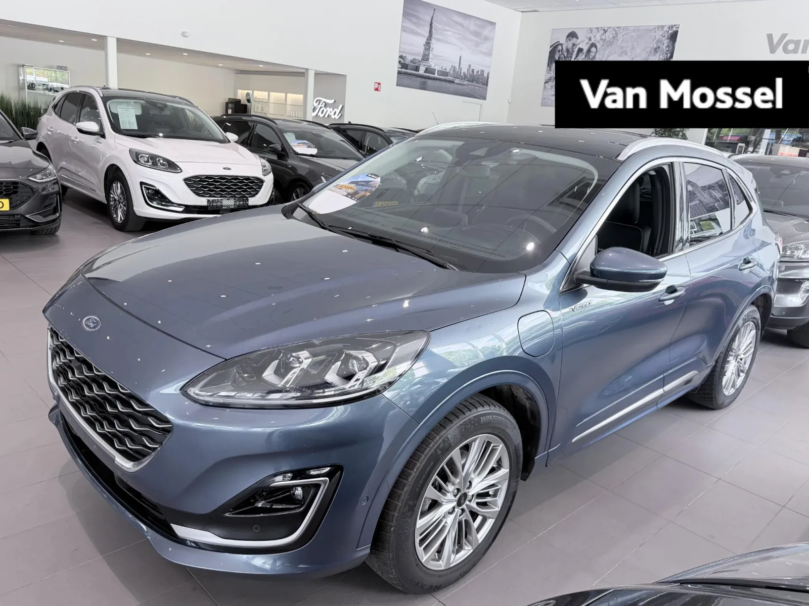 Ford Kuga (2022) — foto 1