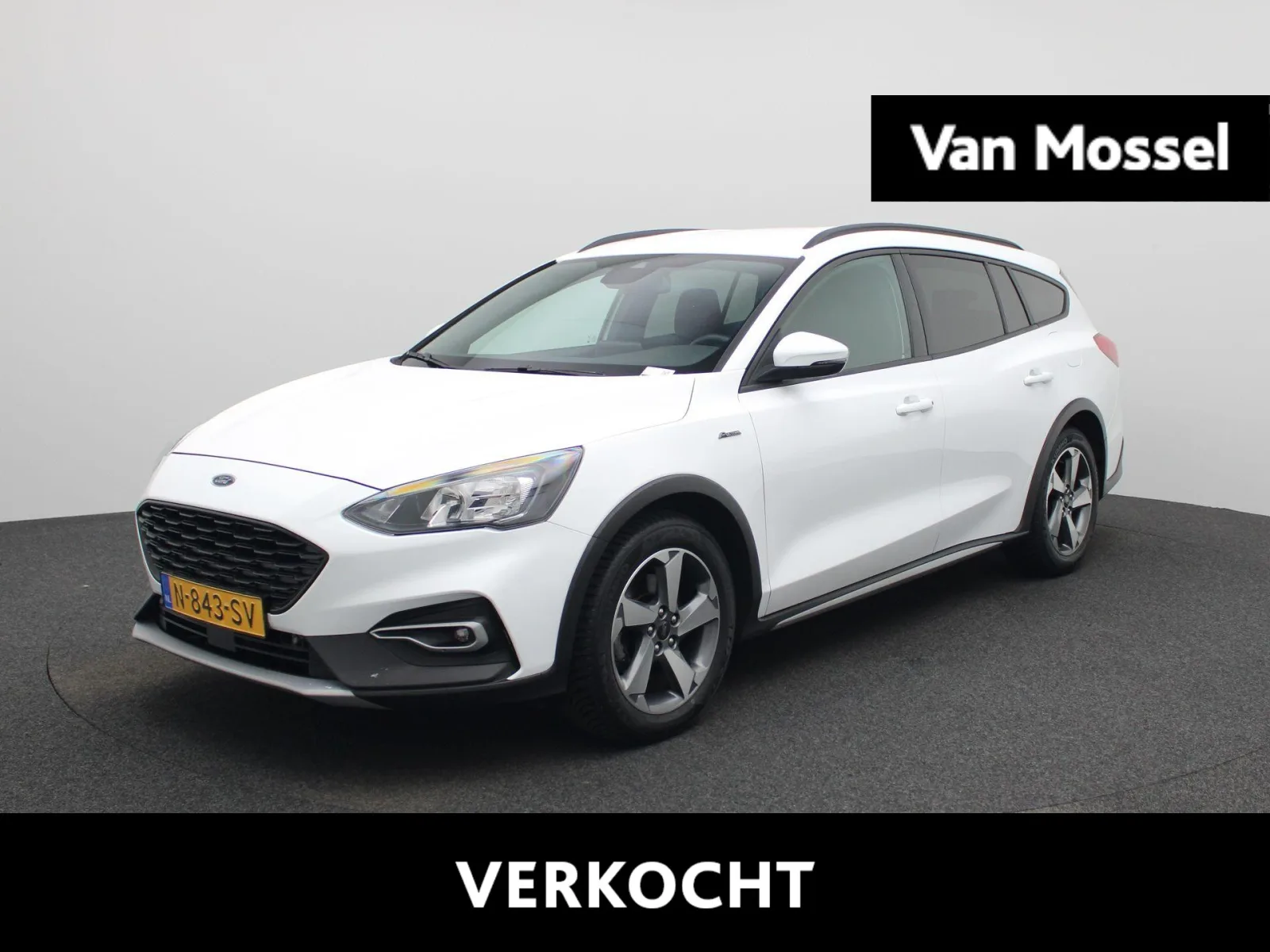 Ford Focus (2022) — foto 1