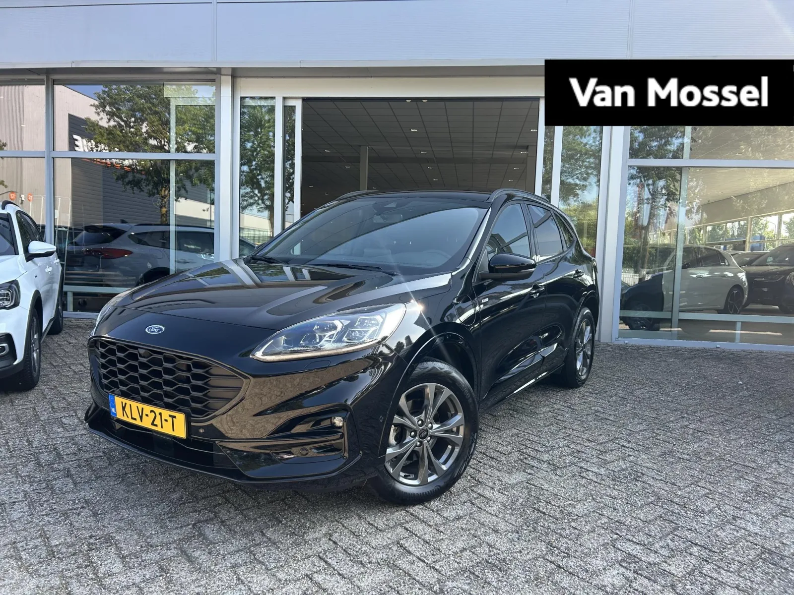 Ford Kuga (2023) — foto 1