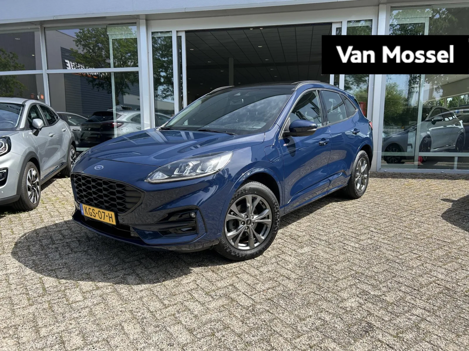 Ford Kuga (2022) — foto 1