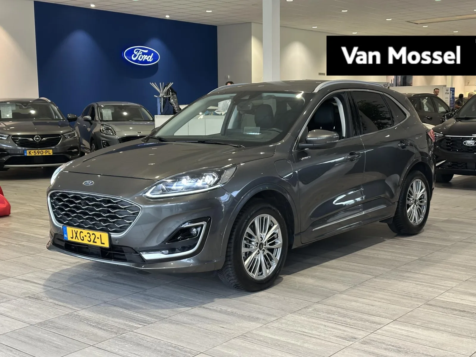 Ford Kuga (2021) — foto 1