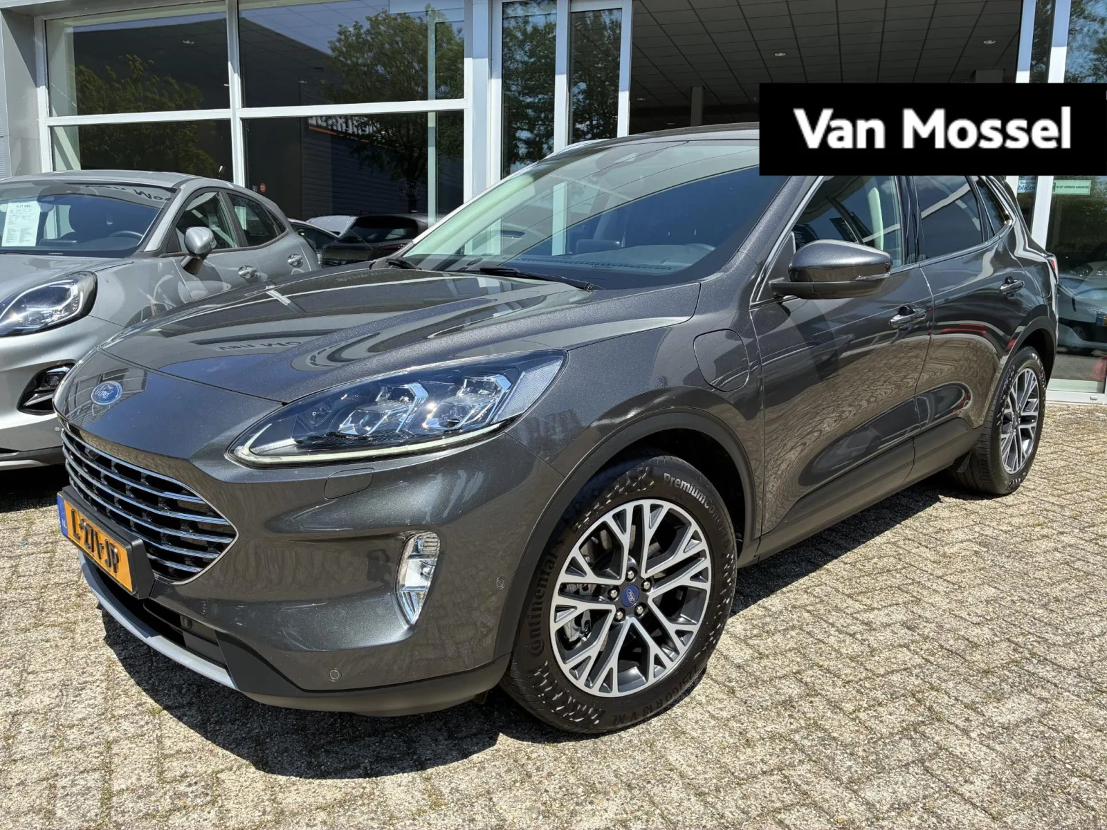 Ford Kuga (2021) — foto 1