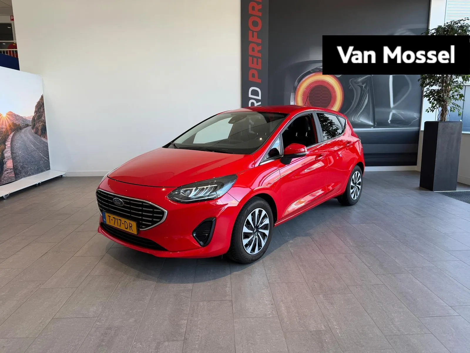 Ford Fiesta (2023) — foto 1