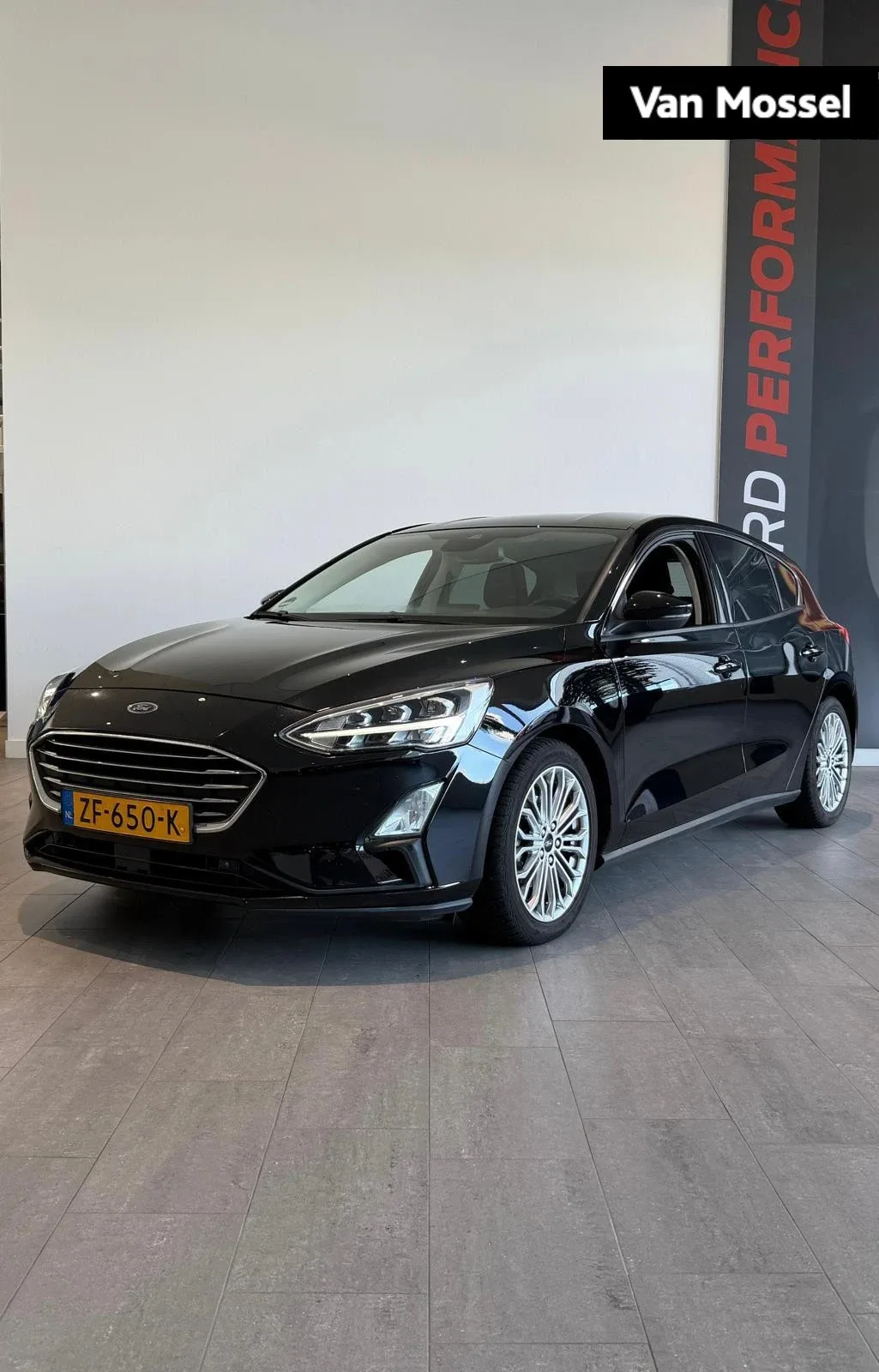 Ford Focus (2019) — foto 1