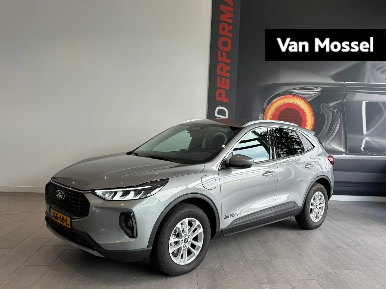 Ford Kuga (2025) — foto 1