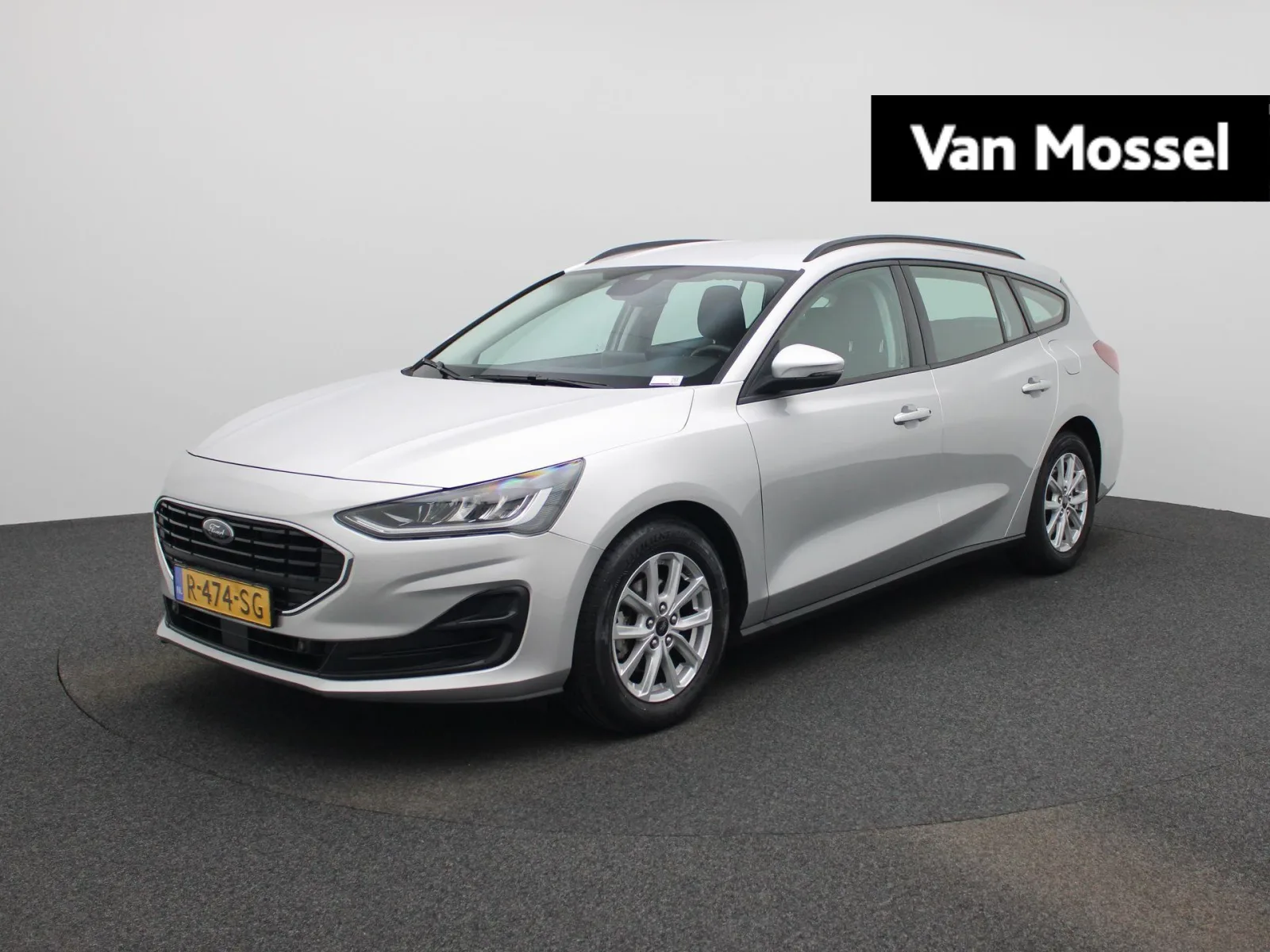 Ford Focus (2022) — foto 1