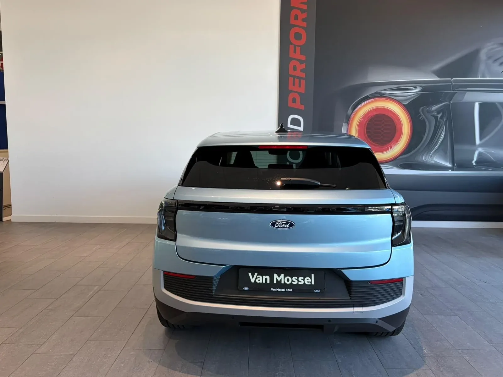 Ford Explorer (2026) — foto 1