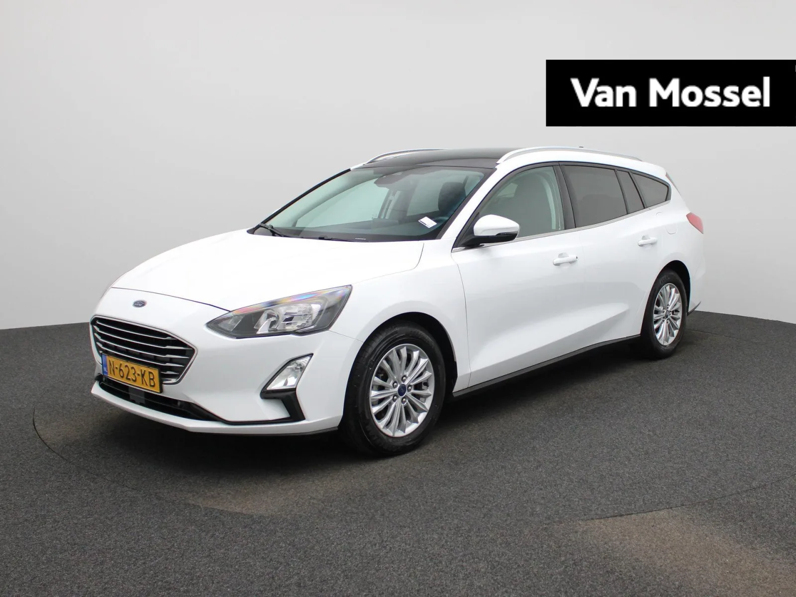 Ford Focus (2021) — foto 1