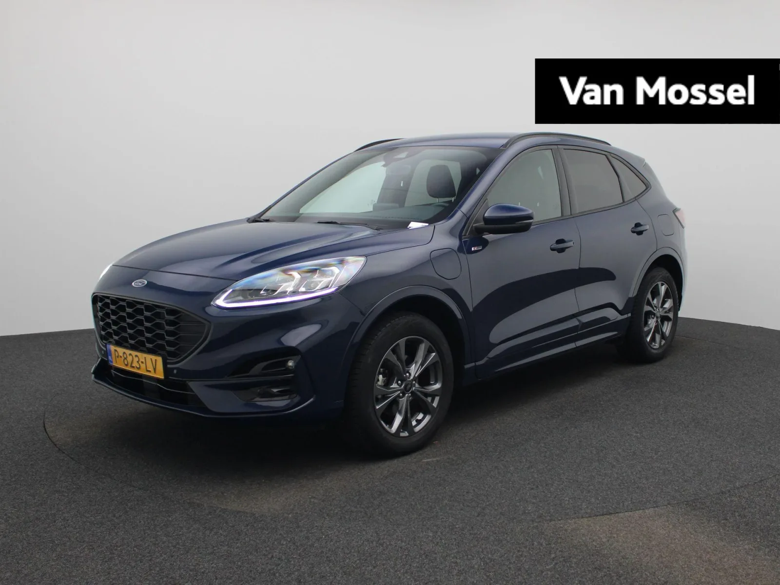 Ford Kuga (2022) — foto 1
