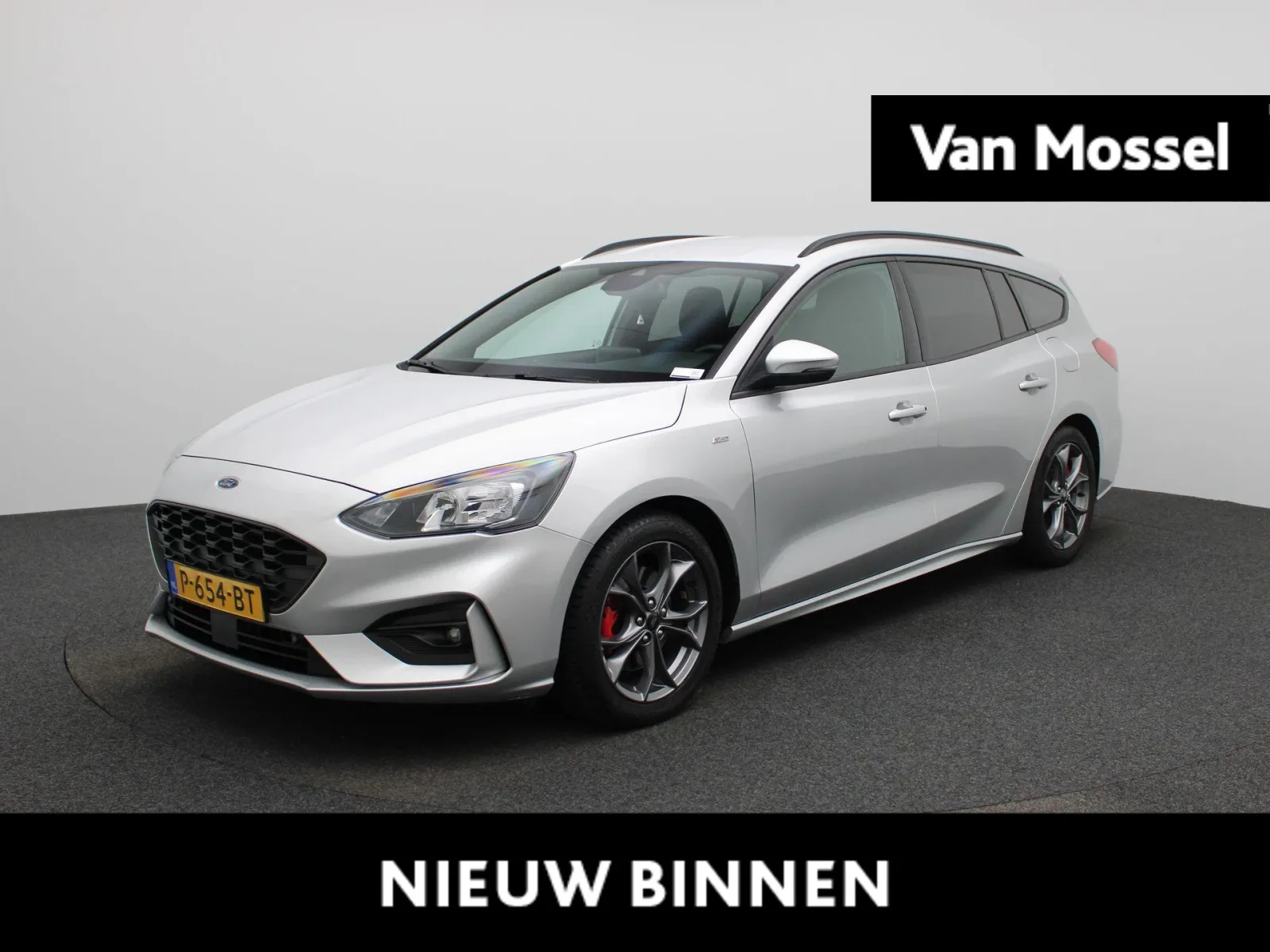 Ford Focus (2022) — foto 1