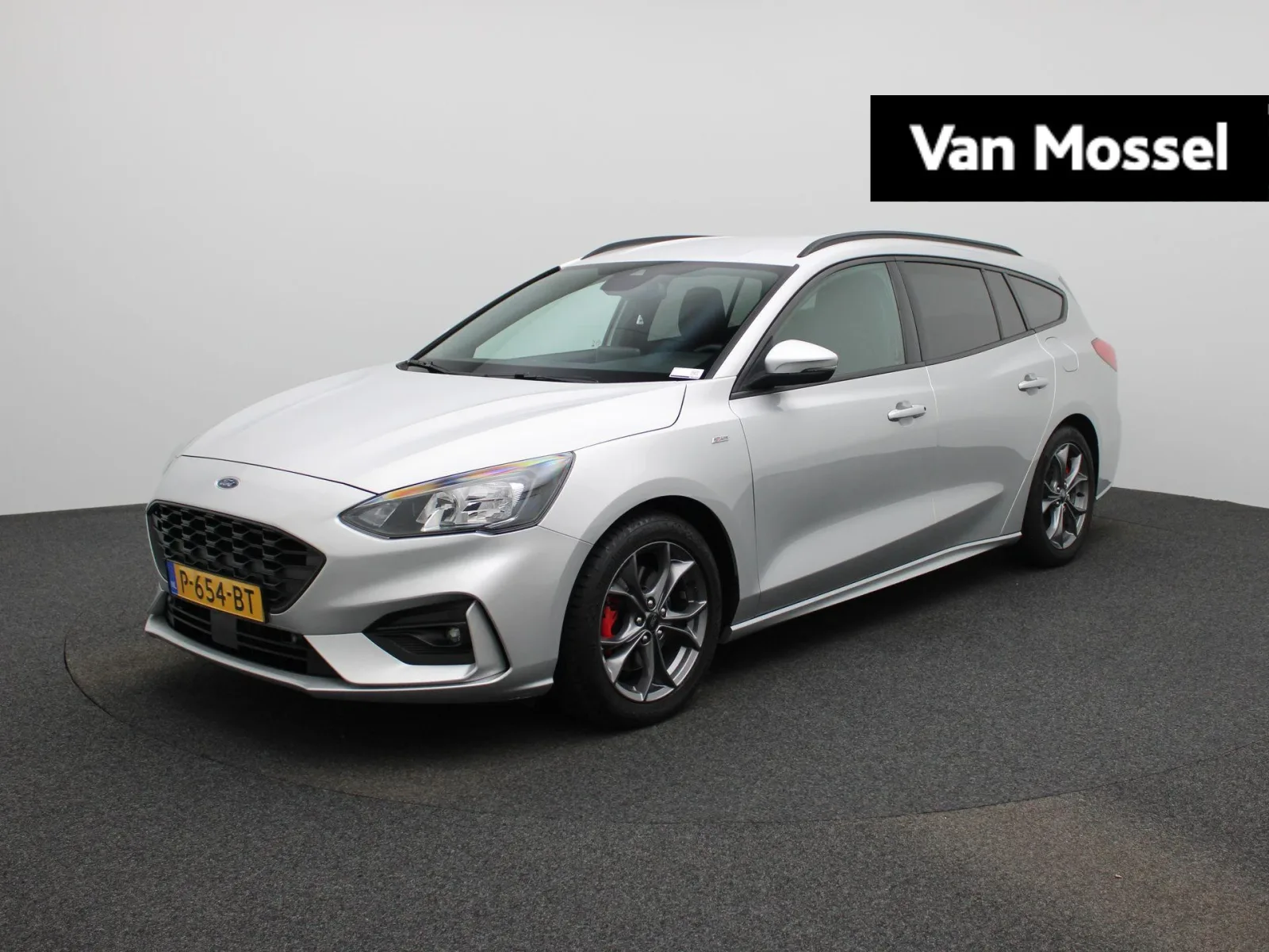 Ford Focus (2022) — foto 1