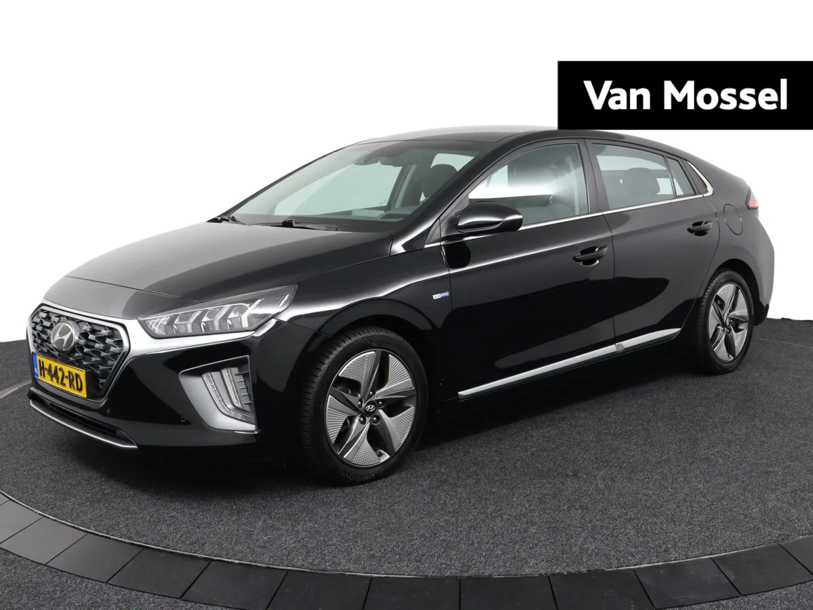 Hyundai Ioniq (2020) — foto 1