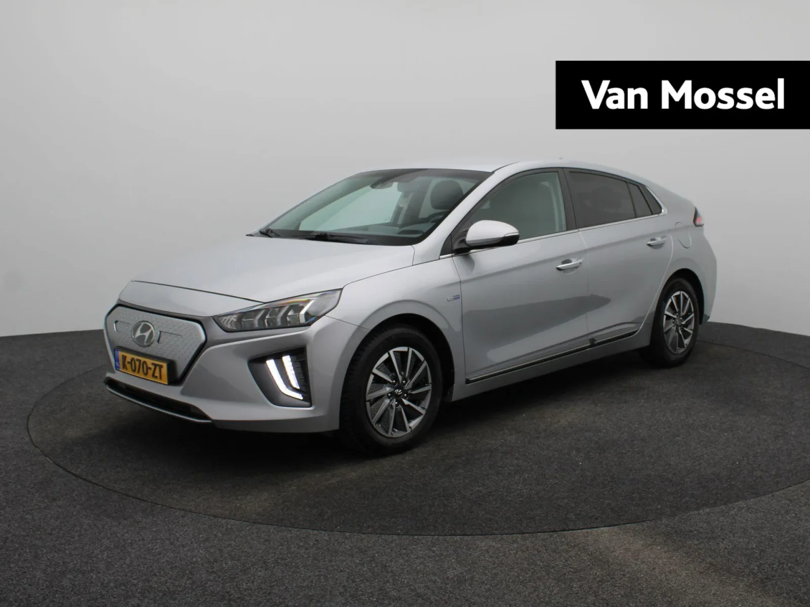 Hyundai Ioniq (2021) — foto 1