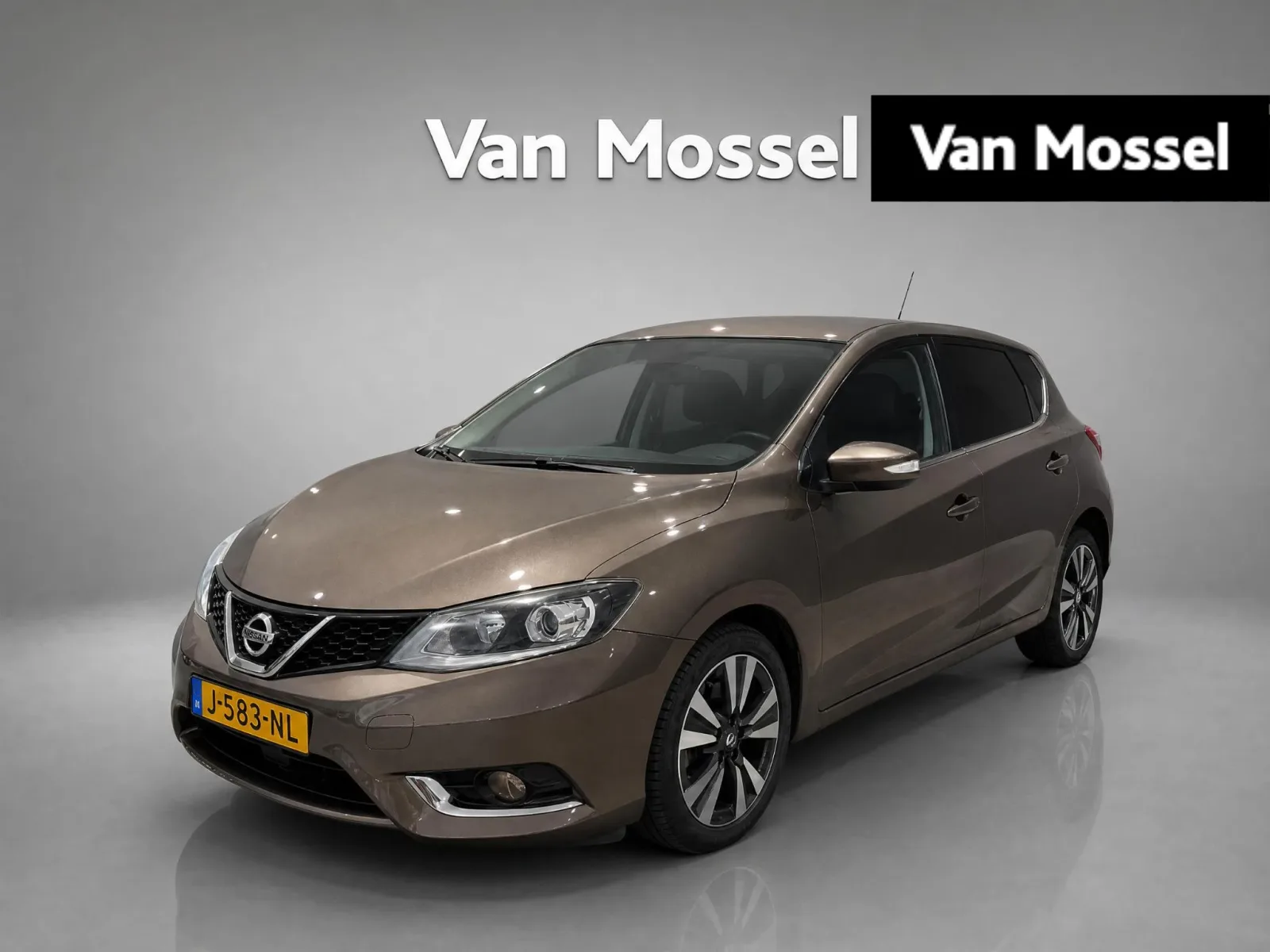 Nissan Pulsar (2017) — foto 1
