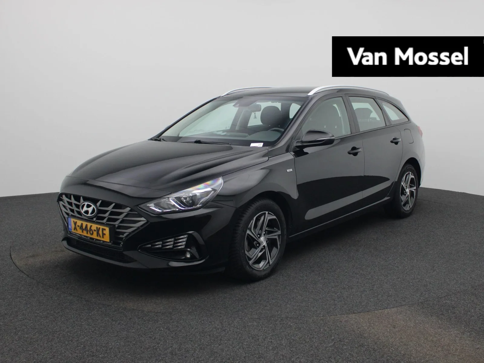 Hyundai i30 (2023) — foto 1
