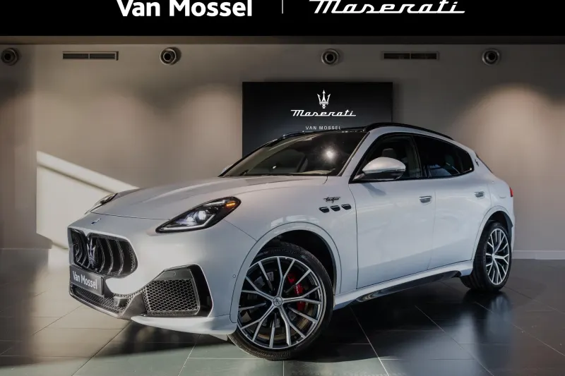 Maserati Grecale (2023)