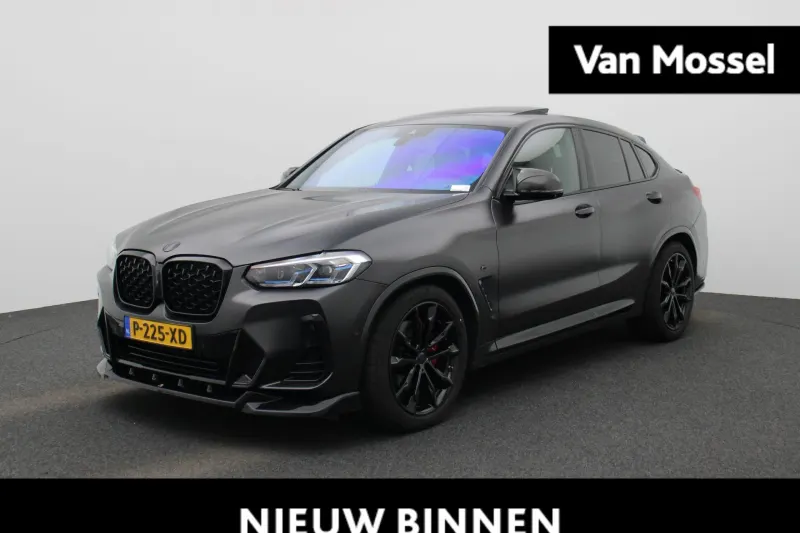 BMW X4 (2022)
