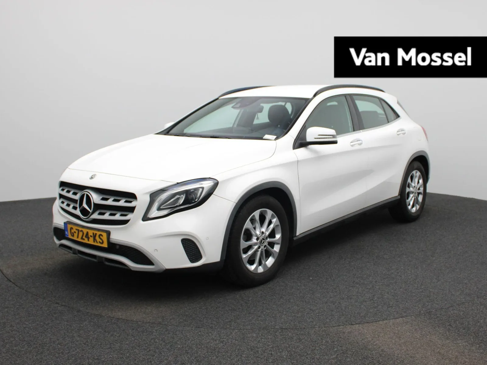 Mercedes-Benz GLA (2019) — foto 1