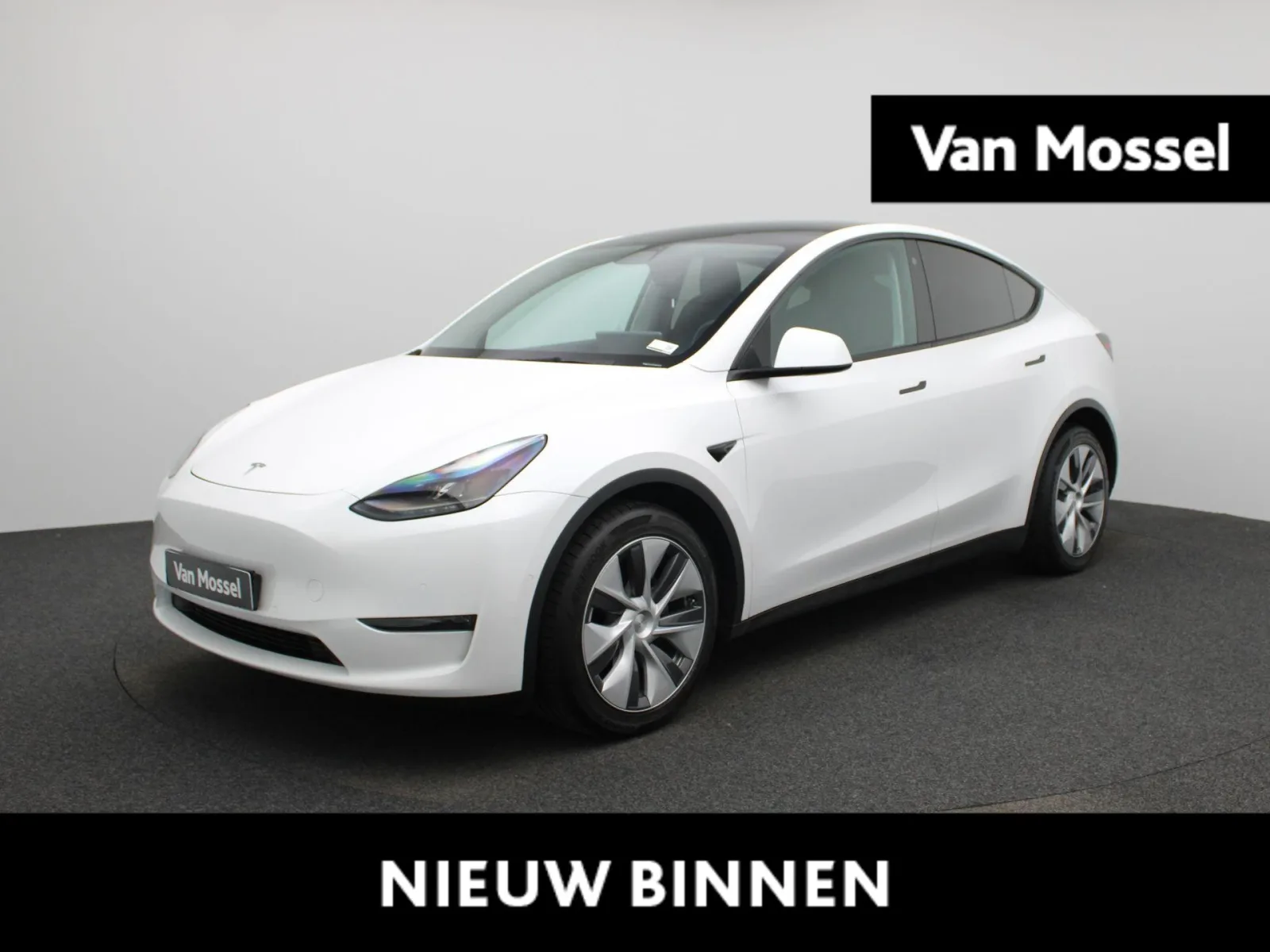Tesla Model Y (2022) — foto 1