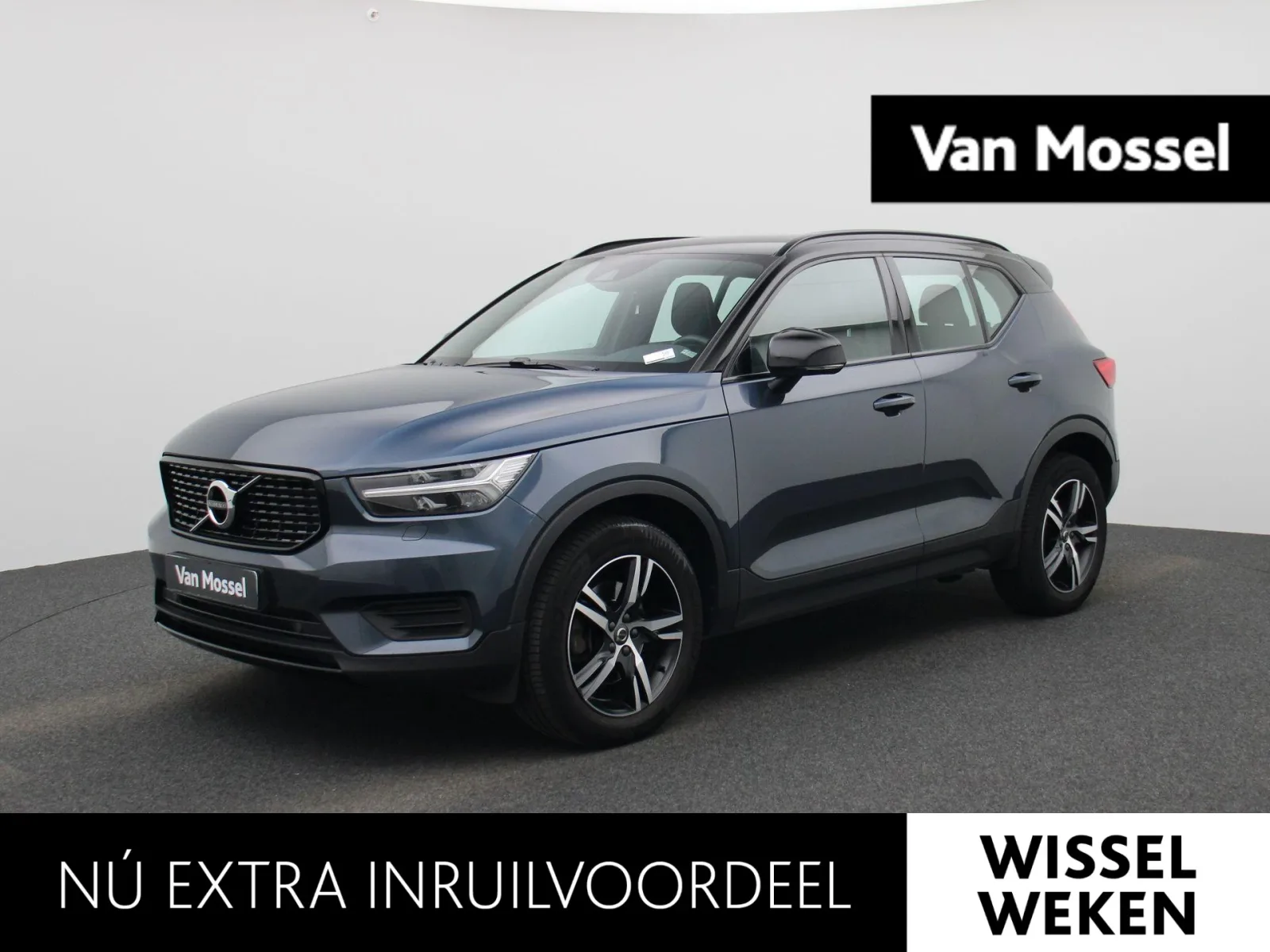 Volvo XC40 (2021) — foto 1