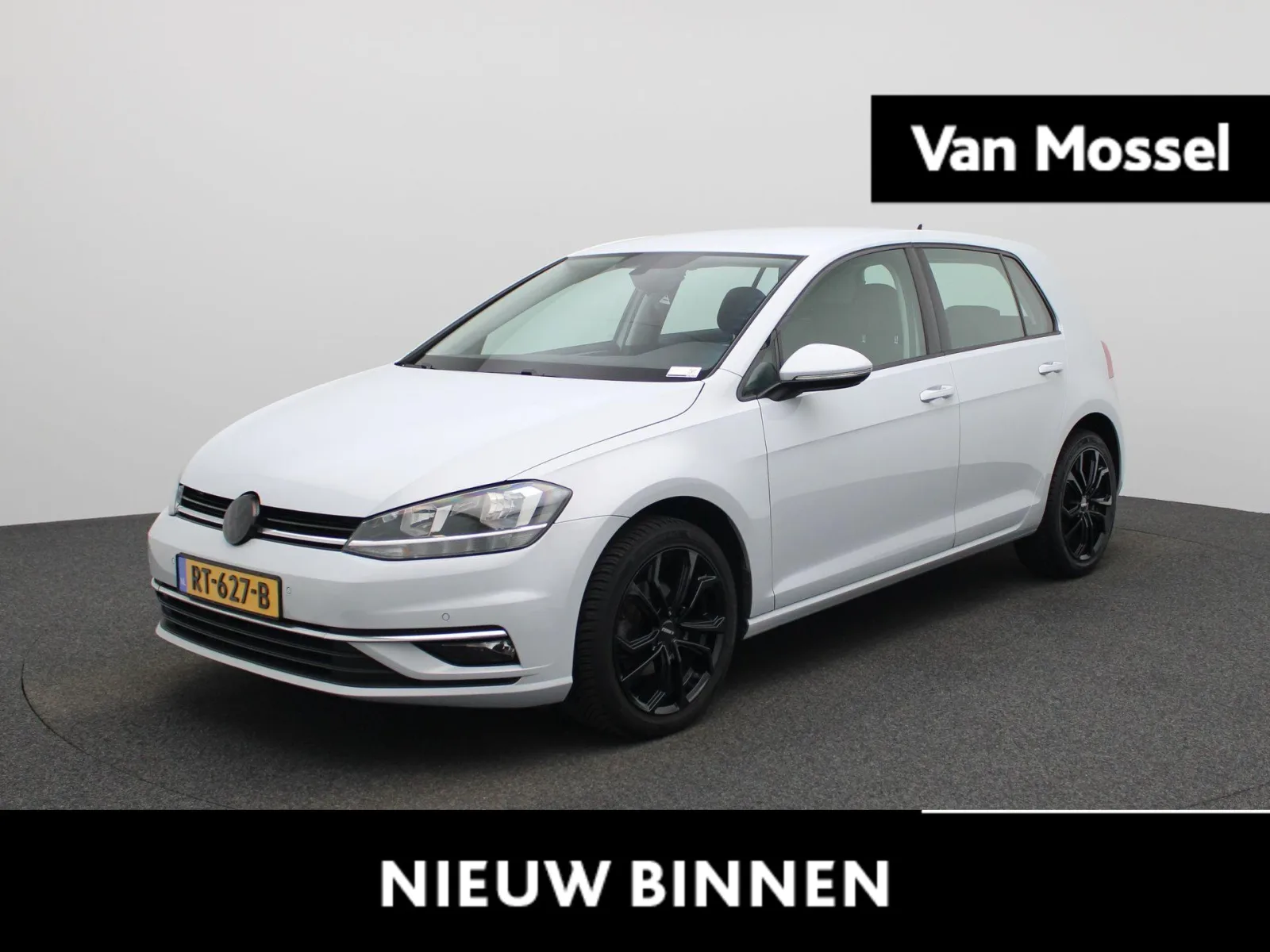 Volkswagen Golf (2018) — foto 1