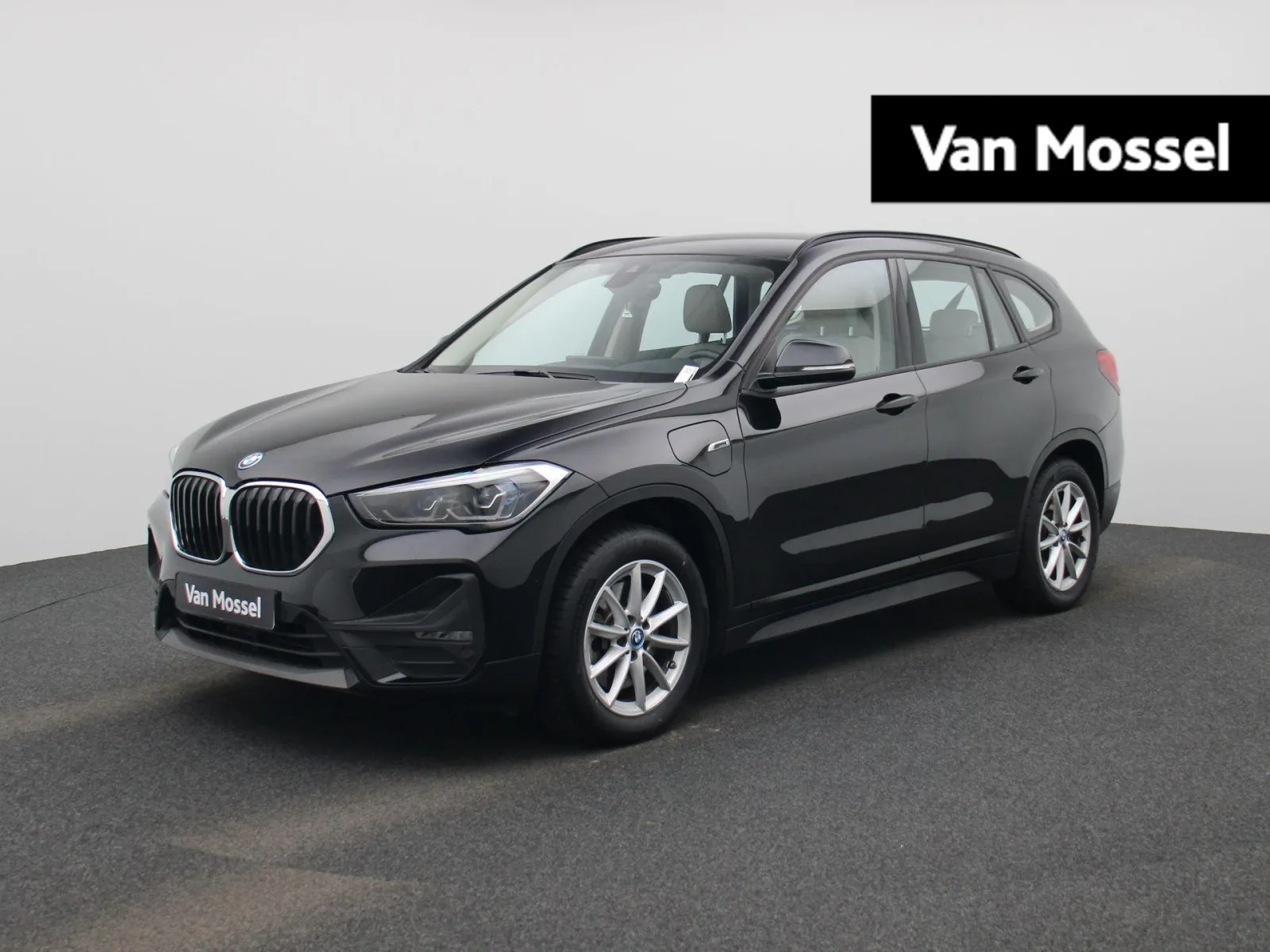 BMW X1 (2022) — foto 1