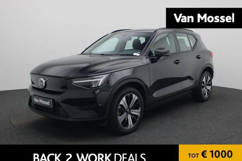 Volvo XC40 (2023)