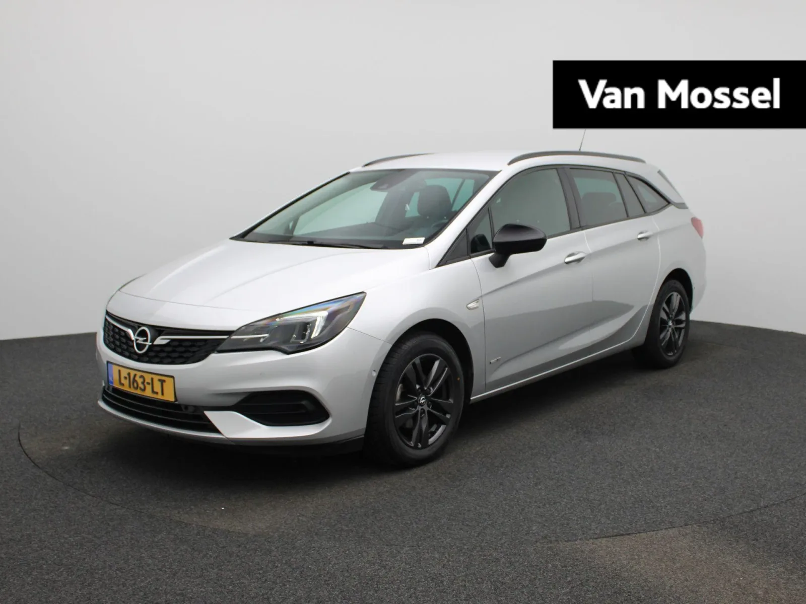 Opel Astra (2021) — foto 1
