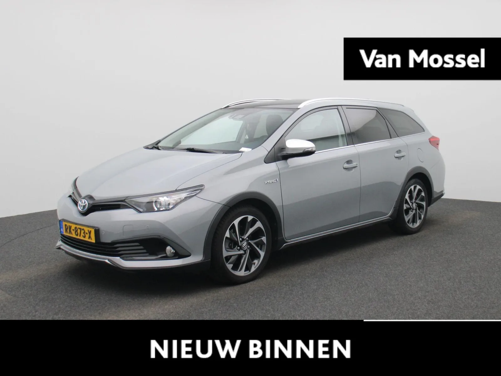 Toyota Auris (2018) — foto 1
